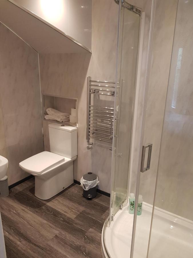 Highfields Living - All Rooms Ensuite- Free Wifi- Free Local Parking シェフィールド エクステリア 写真