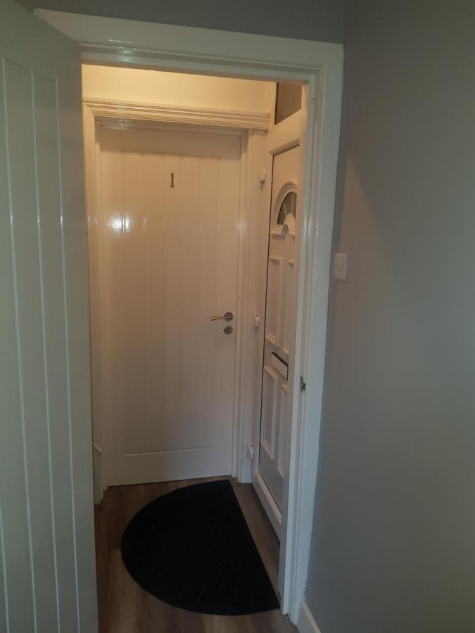 Highfields Living - All Rooms Ensuite- Free Wifi- Free Local Parking シェフィールド エクステリア 写真